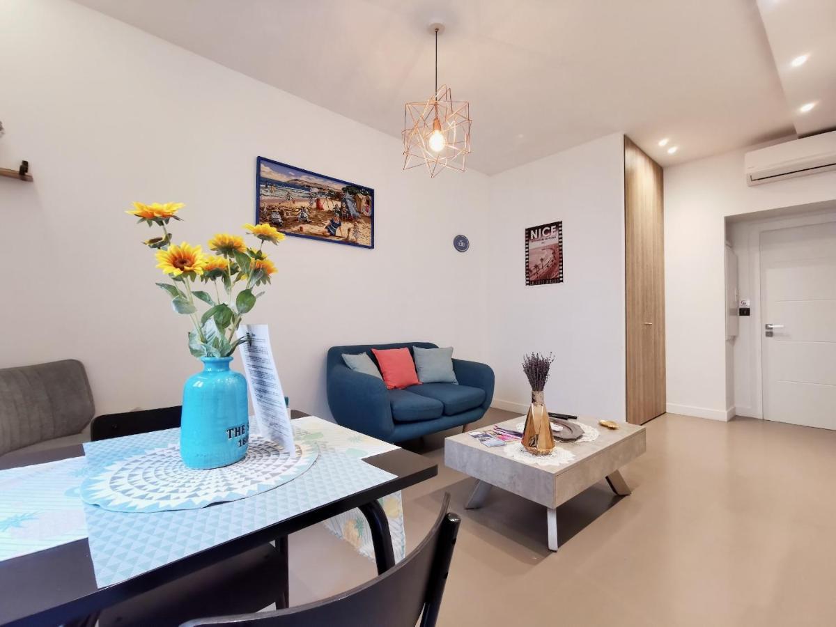 Le Petit Balcon By Booking Guys 尼斯 外观 照片